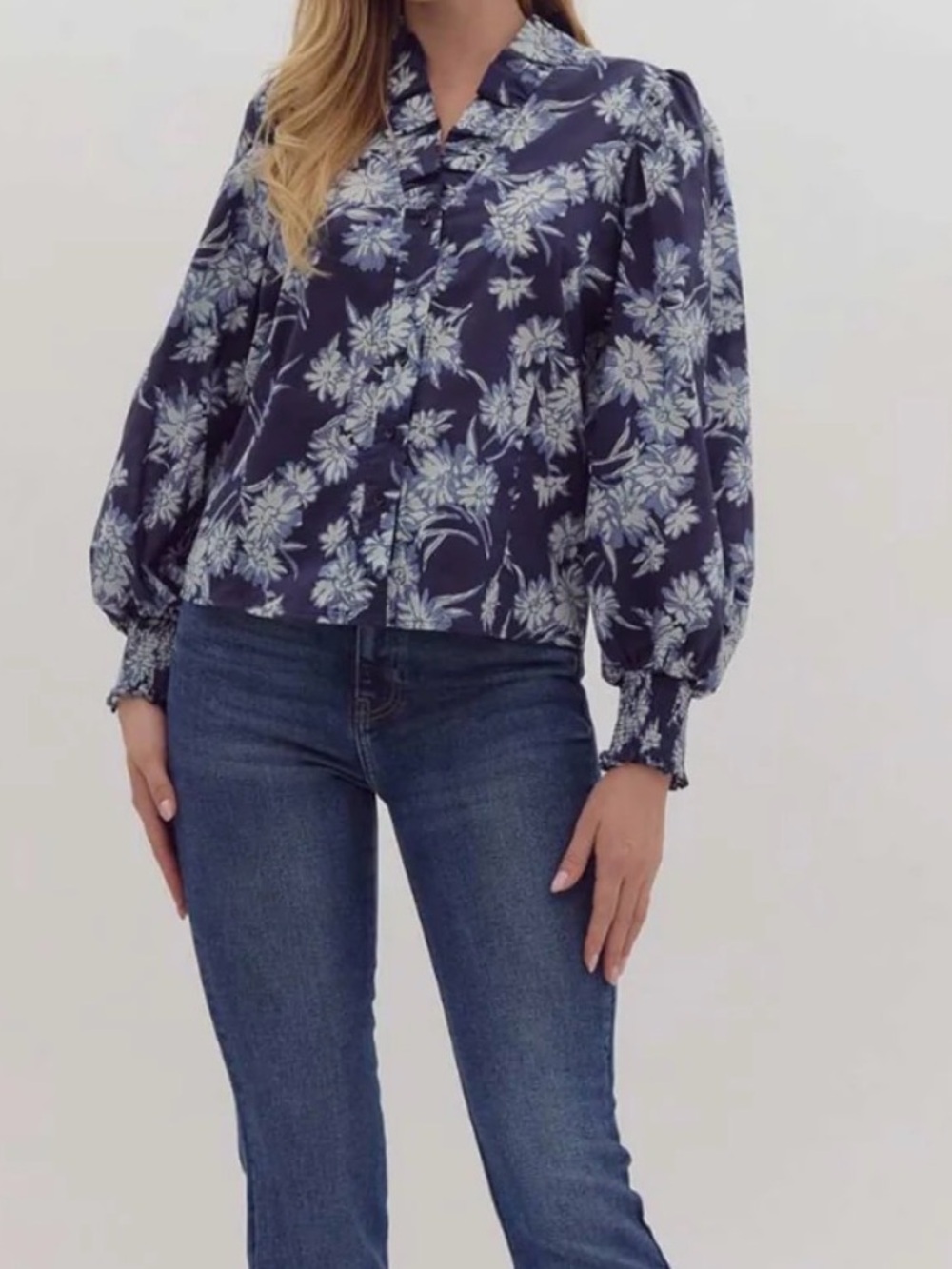 Entro Floral Ruffle Neck Blouse - Picture 2 of 8